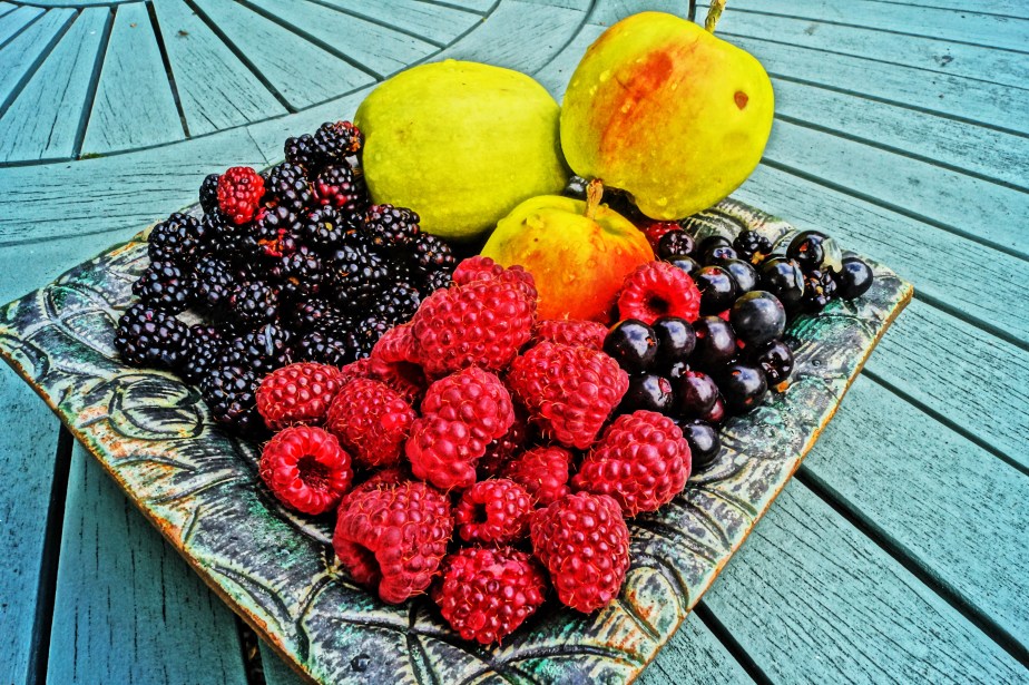 Mixed berries and apples
