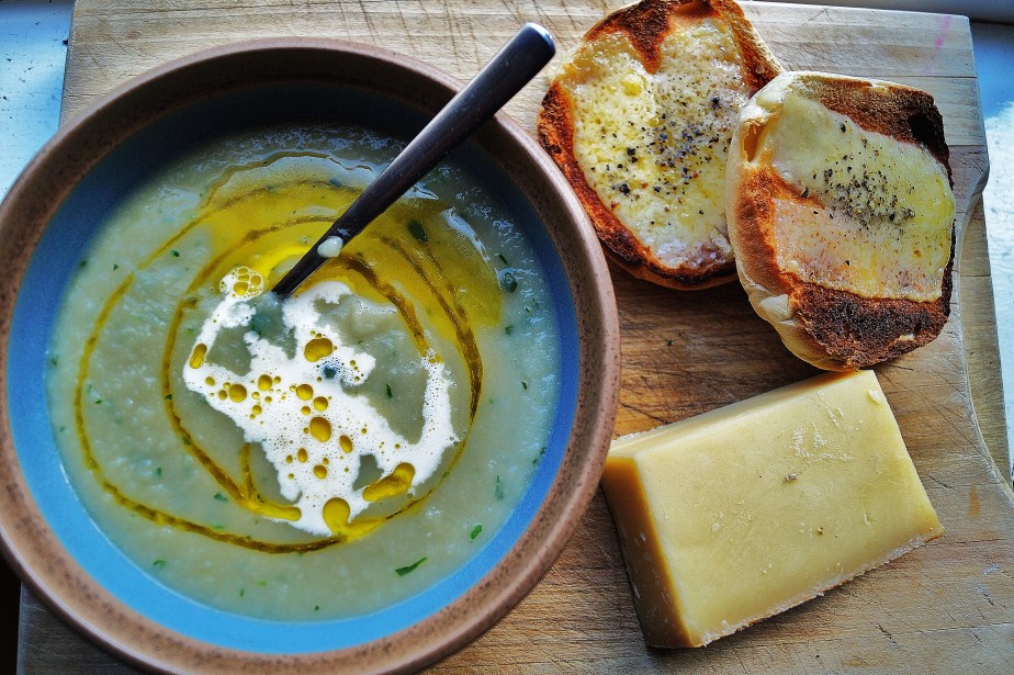 Serve with your favourite cheese toastie, a bit of good Irish fresh cream, and a drizzle of Camelina oil.