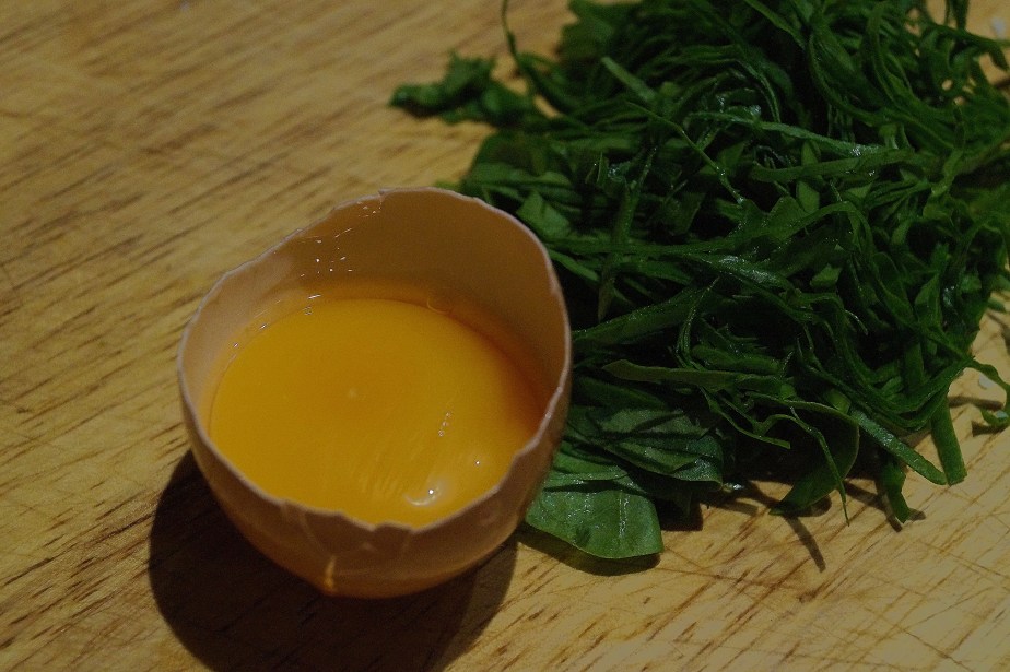 egg and spinach